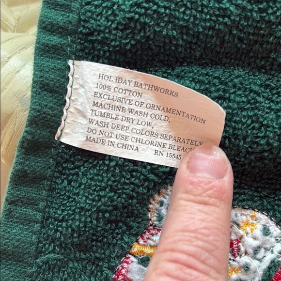 Christmas Holiday Hand Towels Washcloth Set - Picture 5 of 10